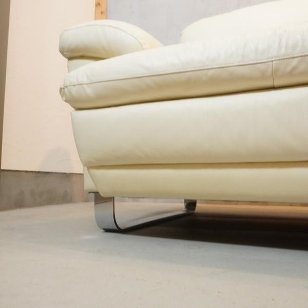 イタリアのソファブランド”s'accomodi(サコモディ)”の本革3人掛け