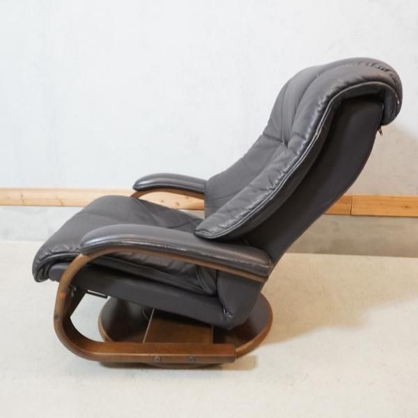 値下げ/FUJI FURNITURE(冨士ファニチア) の回転式 本革リクライニング