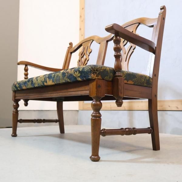 MITSUKOSHI(三越家具)の高級家具、Brugge(三越ブルージュ)の2人掛け