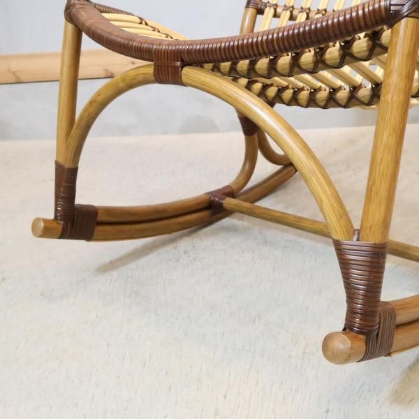 山川ラタンの籐家具作りを継承する加瀬ラタン工芸のC-264 籐製