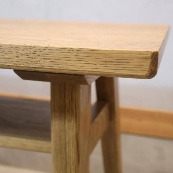 unico(ウニコ)ADDAY(アディ)カフェテーブルです。木の表情を生かした