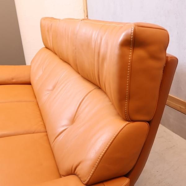 karimoku(カリモク家具)より本革を使用したZT73 3人掛けソファー