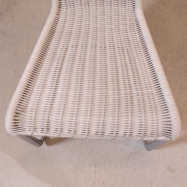 ACTUS(アクタス)取り扱いのTECTA(テクタ)社のB20 チェア。ジャン