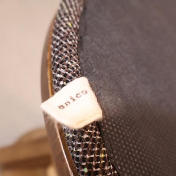 unico(ウニコ)のVOLTA(ボルタ) 回転スツールです。高さ調整も可能で天