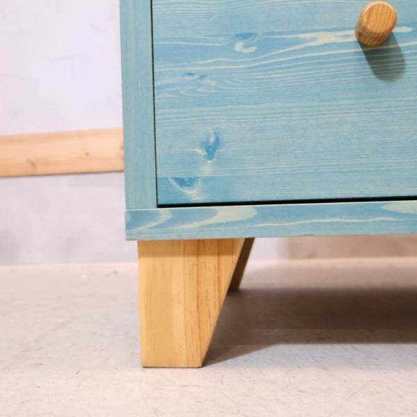 MOMO natural(モモナチュラル)のLOVE(ラブ) 3段チェストです。愛らしい