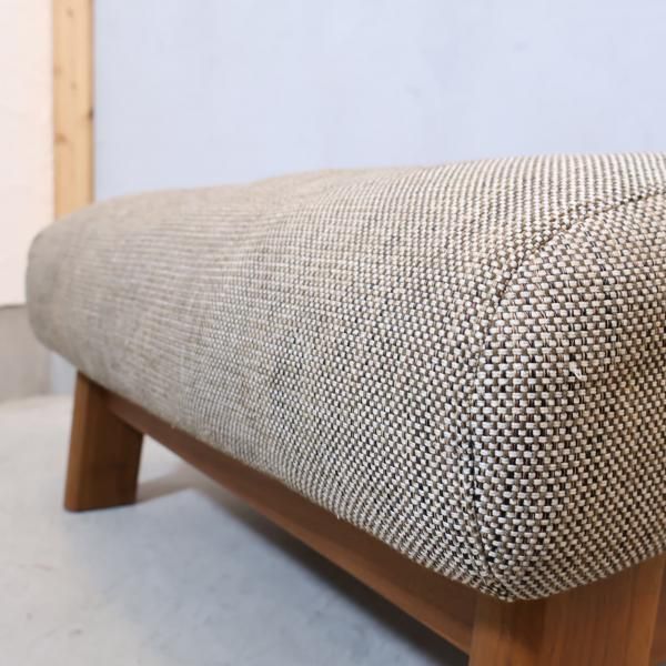 NAGANO INTERIOR(ナガノインテリア)のウォールナット材 オットマンです