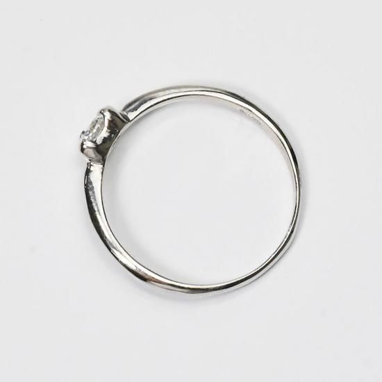 婚約指輪 プラチナ・ダイヤモンド0.18ct（SIクラス・鑑別書カード付