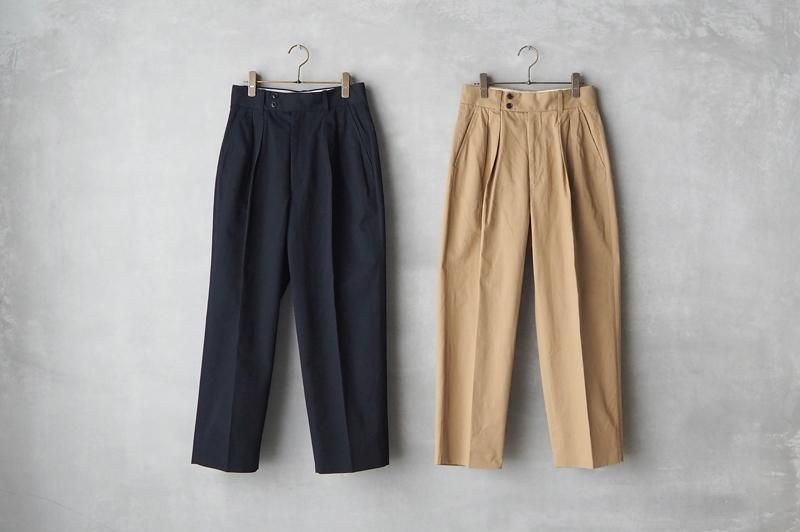 HAND ROOM WOMENS | ツータック チノトラウザーズ - Daja オンラインストア