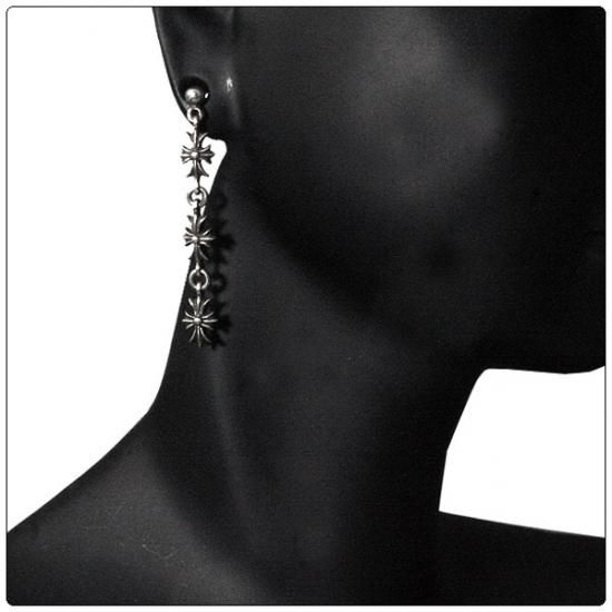 クロムハーツ（Chrome Hearts）ピアス タイニーE CH+ ドロップ3
