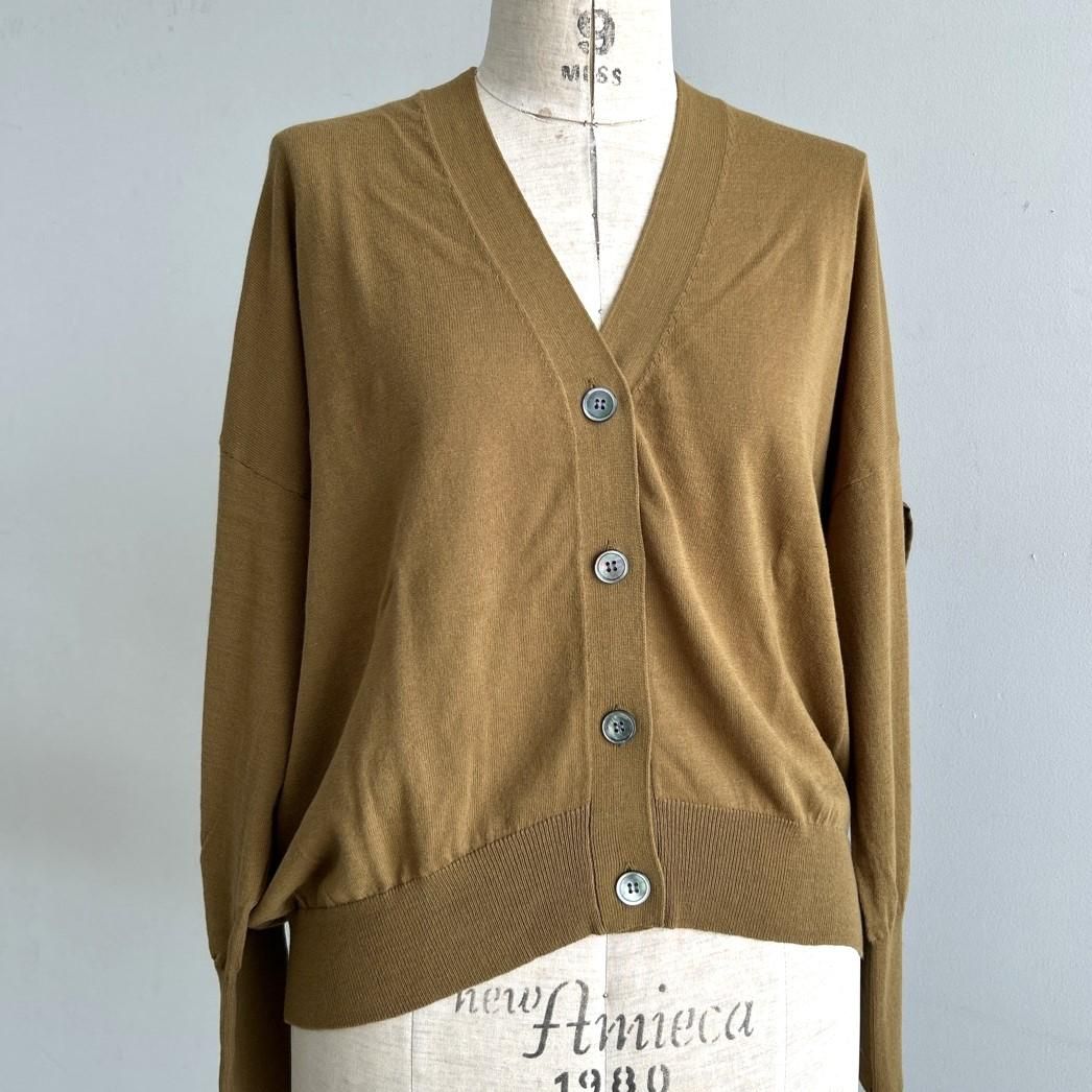 mao made バックふりふりフリルVネックカーディガン 521125 HACHITEN