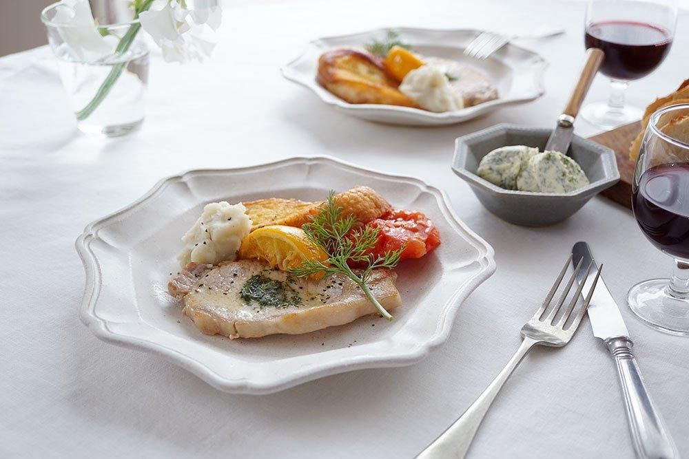 オ20 アッシュホワイト 西洋八角皿 大 - 益子焼の小さな窯元