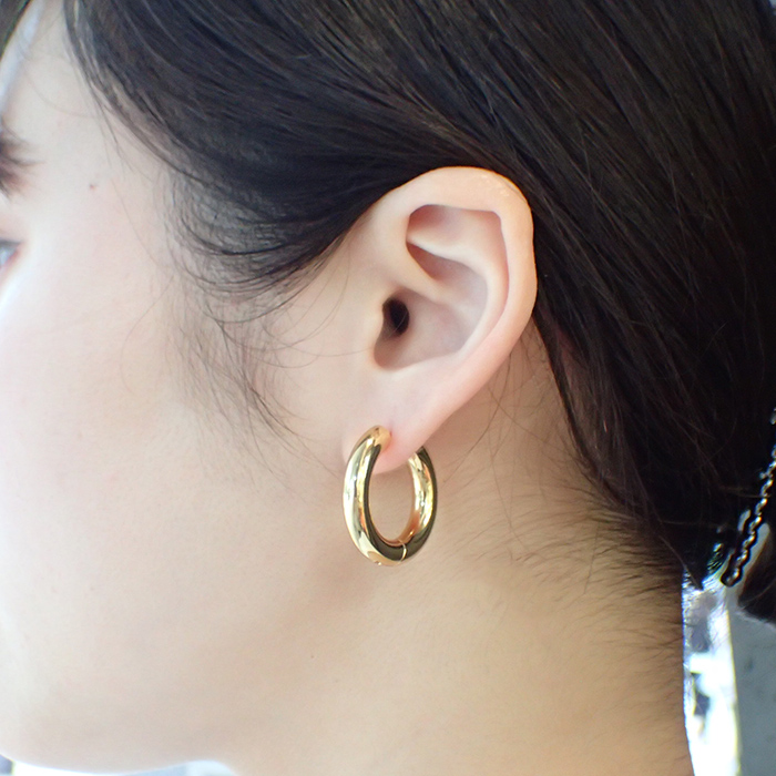 ステンレス【5mm/4mm幅】35.36. フープピアス ゴールド／シルバー 4