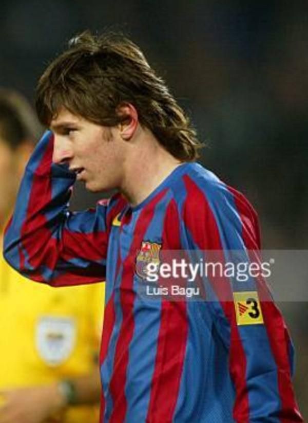 FCバルセロナ（H）05/06 長袖 メッシ＃30 + TV3パッチ付き！