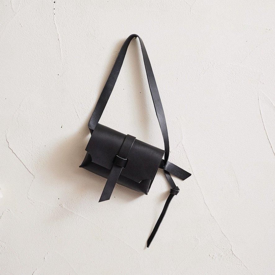 ARCHI / LEATHER BODY BAG-ARCHIの通販EQUAL