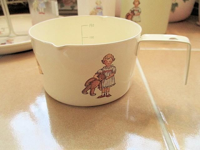 プチメゾン ホーロー メジャーカップ - 「フランス雑貨マニー