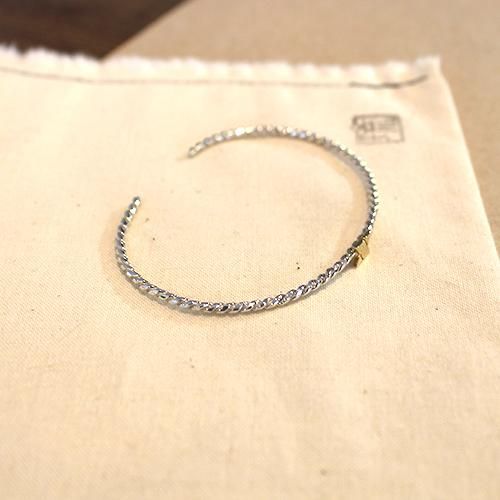 沖縄のシルバーアクセサリー 沖縄手作銀細工 「琉」 針突切抜捻腕輪