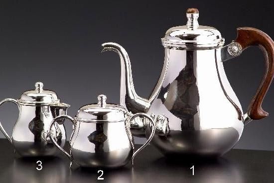 磨き上げられたシルバーの輝きコーヒーポット用純銀製シュガーポット