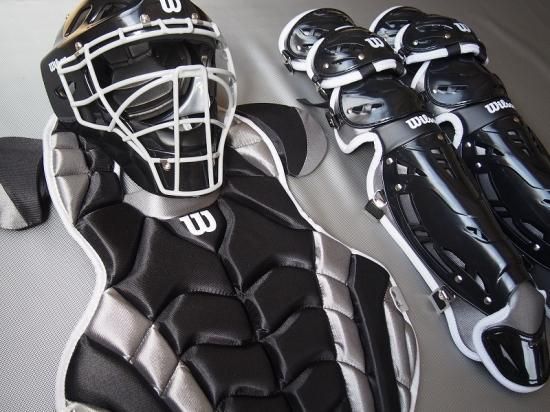 ○Wilson ウィルソン C1K○硬式用 キャッチャー防具○マスク