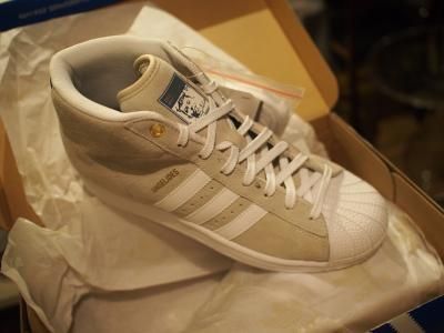 adidas 限定プロモデル