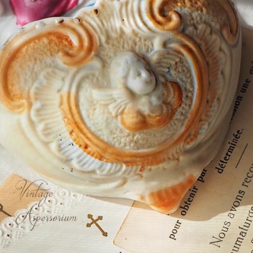 送料無料】フランス 蚤の市より アンティーク 聖水盤 （パステル 天使