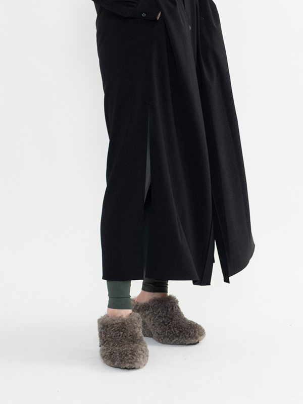 FAUX SHEARING WEDGE PUMPS-フォウシャーリングウェッジパンプス-HYKE