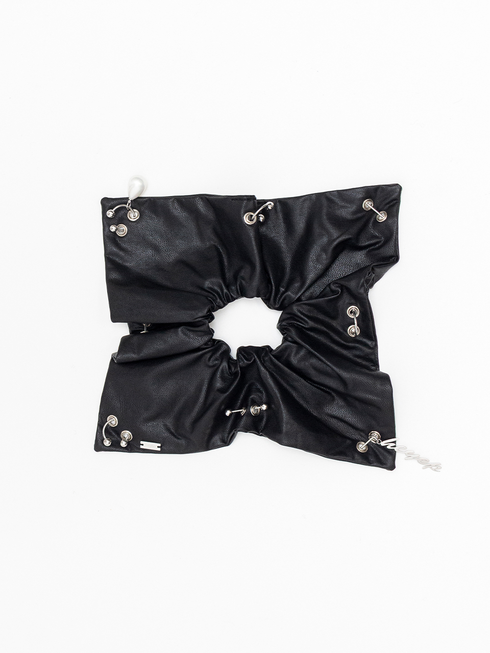 Faux Leather Piercing Detail Scrunchie-フェイクレザーピアシング