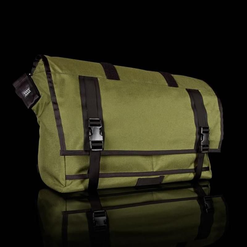 MISSION WORKSHOP - The Shed Roll Top Messenger Bag / Navy - ParkSIDER