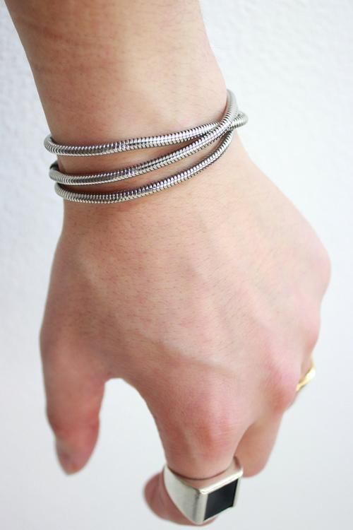 L'Arc～en～Ciel hyde氏着用] gunda [ガンダ] STEALTH BRACELET