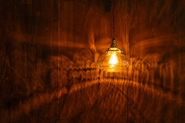 安土草多 ペンダントライト 平球 クラック AZ-L27C-02｜宙吹きガラス