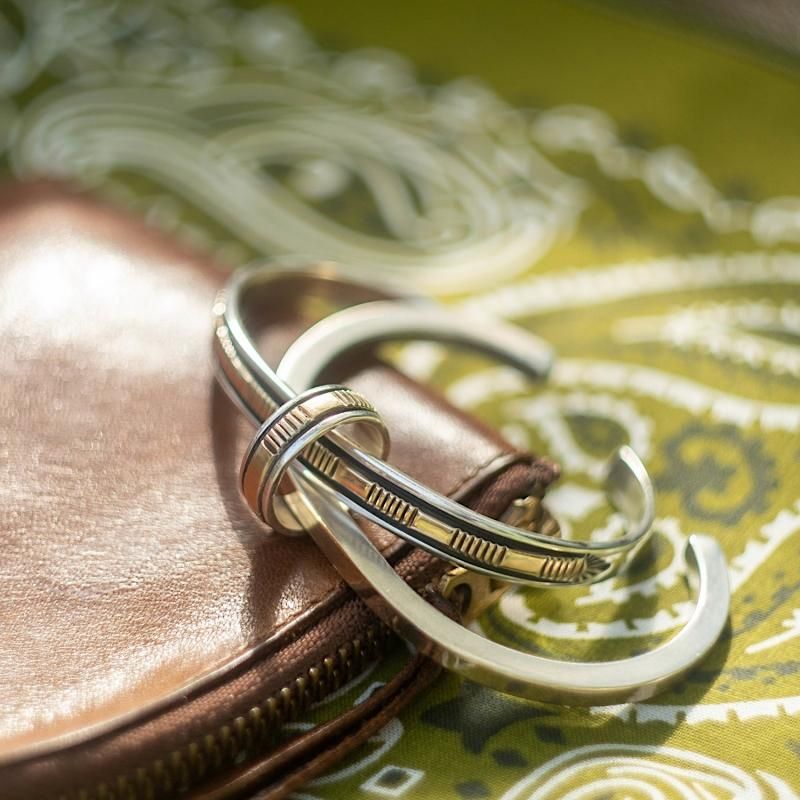 ナバホ族 Bruce Morgan ブルース・モーガン バングル