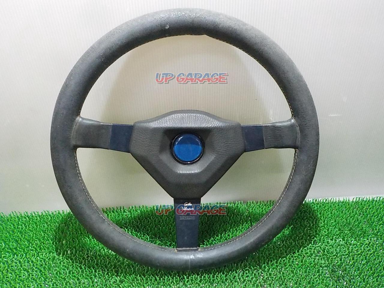 ジル・ビルヌーブ】MOMO ステアリング Gilles Villeneuve 【公式通販】