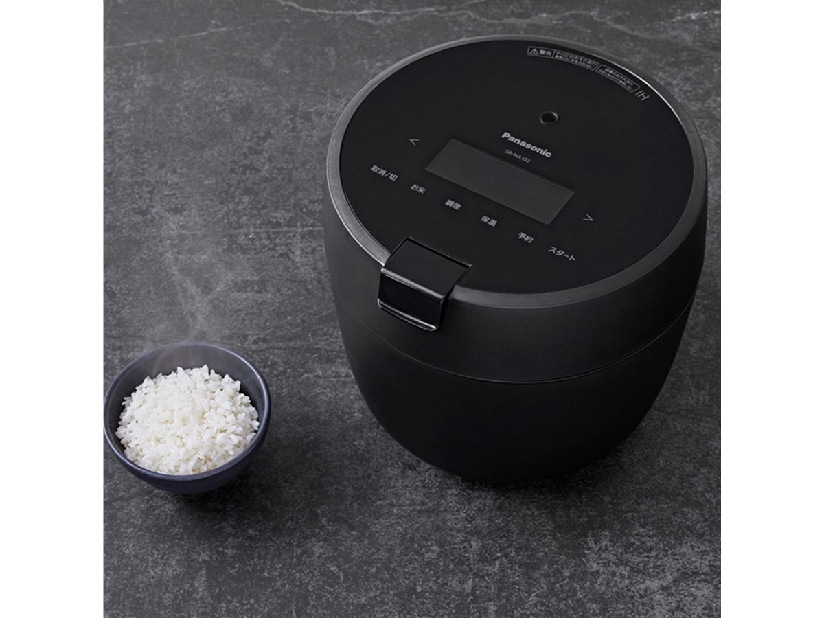 パナソニック、省スペースで設置しやすい5合炊き圧力IHジャー炊飯器を