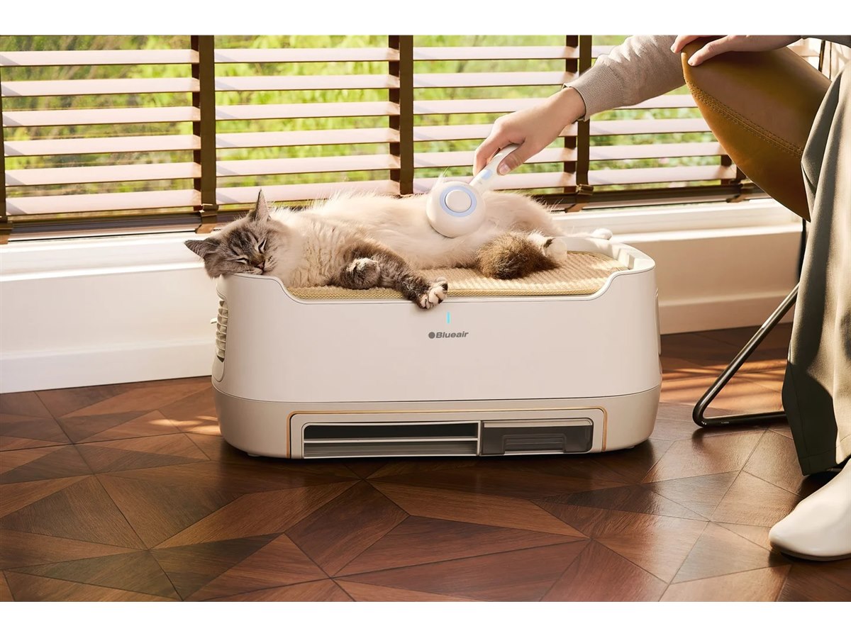 ブルーエア、ペットのニオイと抜け毛に適応したベッド一体型空気清浄機