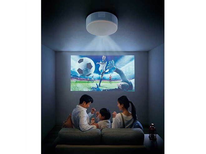 Anker、Android TV搭載のシーリングプロジェクター「Nebula Nova
