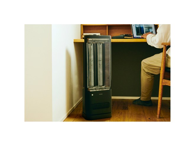 シロカ、2つの熱源を採用した「足元ファンヒーター付き 遠赤外線暖房機