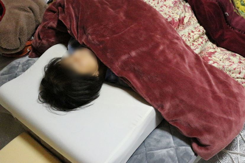 温度調節してくれる電気毛布で朝までぐっすり。パナソニック「暖房敷き
