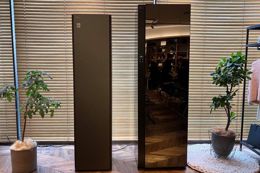 新たにハンディスチーマーを搭載！ 時短ケアもできる衣類ケア家電「LG