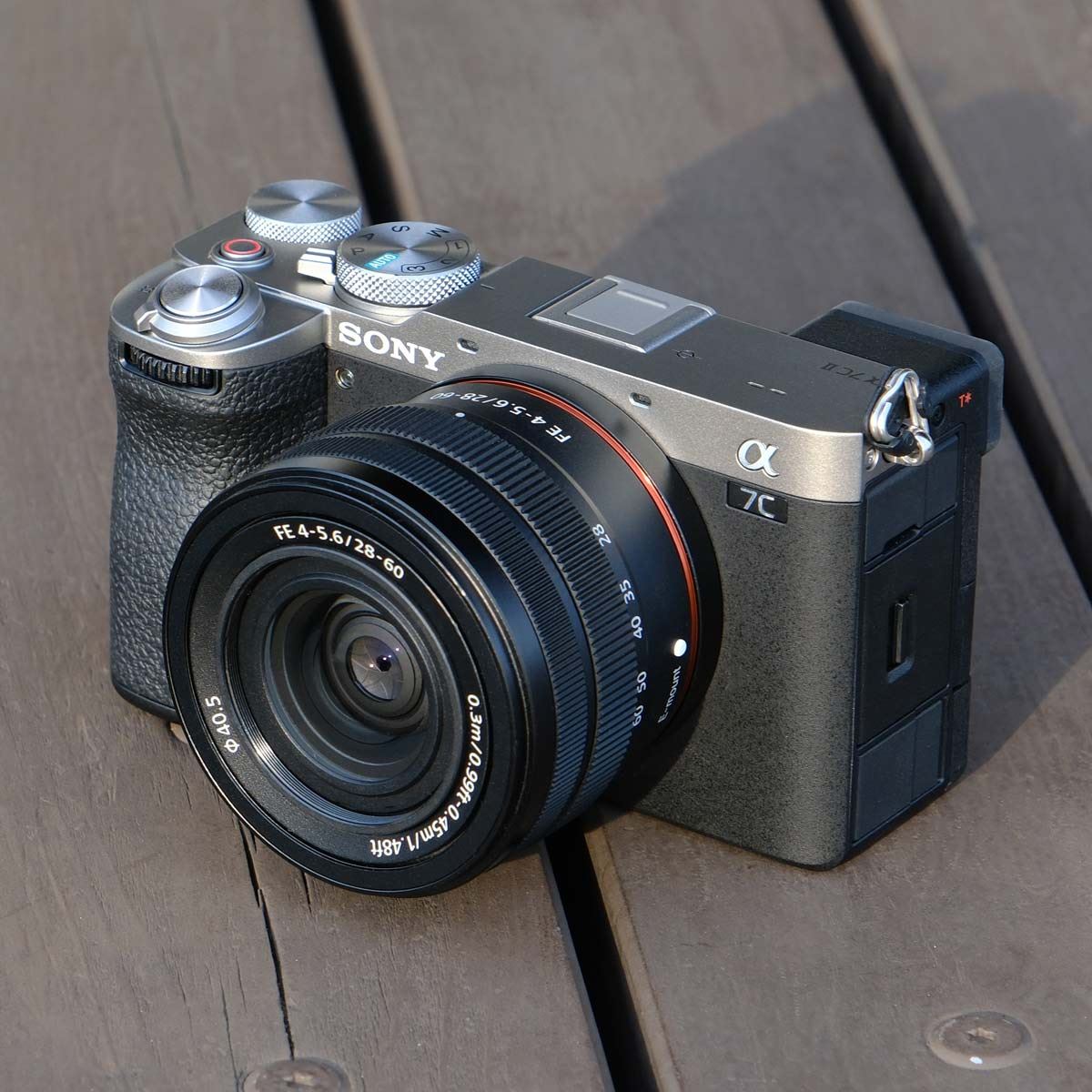 ソニー「α7C II」を前モデルと比較！ 小型・軽量はそのままに大幅進化