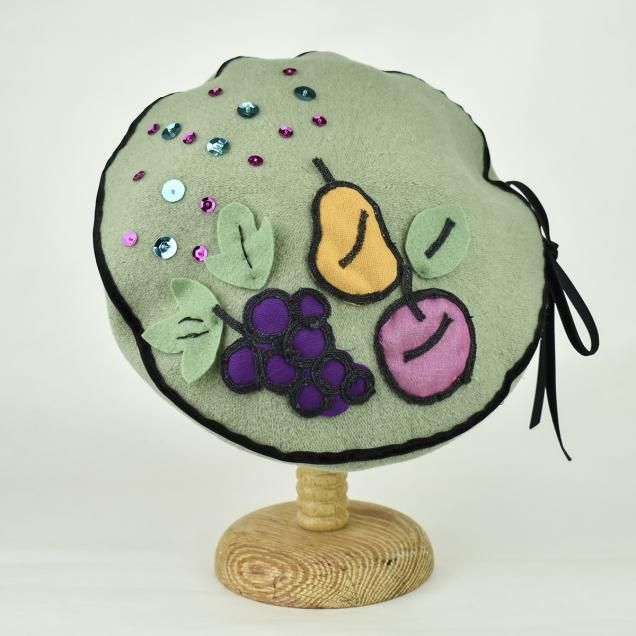 バラ色の帽子 | Online Store