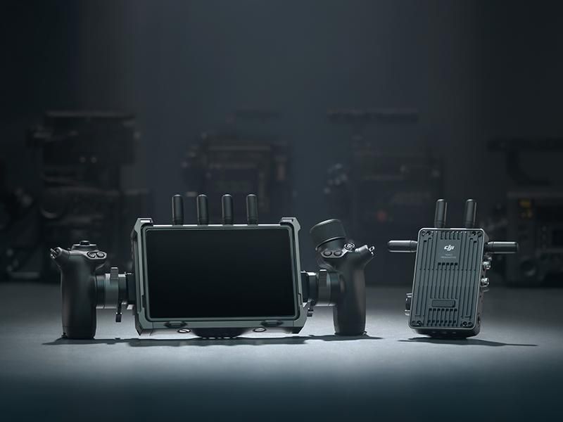 予約】DJI Transmission (高輝度モニター コンボ) - セキドオンライン