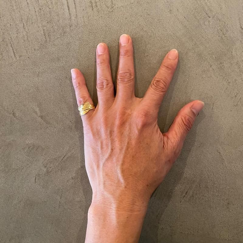 18K GOLD KAZEKIRI FEATHER PINKIE RING | LARRY SMITH - ラリースミス