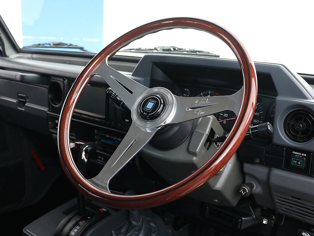 トヨタ ランドクルーザー70 4.2 ZX FRPトップ ディーゼル 4WD(H15年式