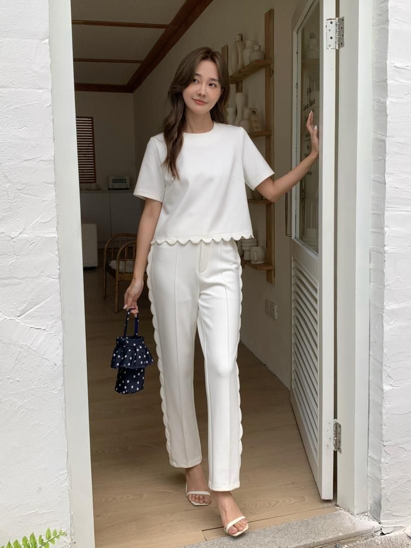 SCALLOPED SET UP - BIRTHDAY BASH