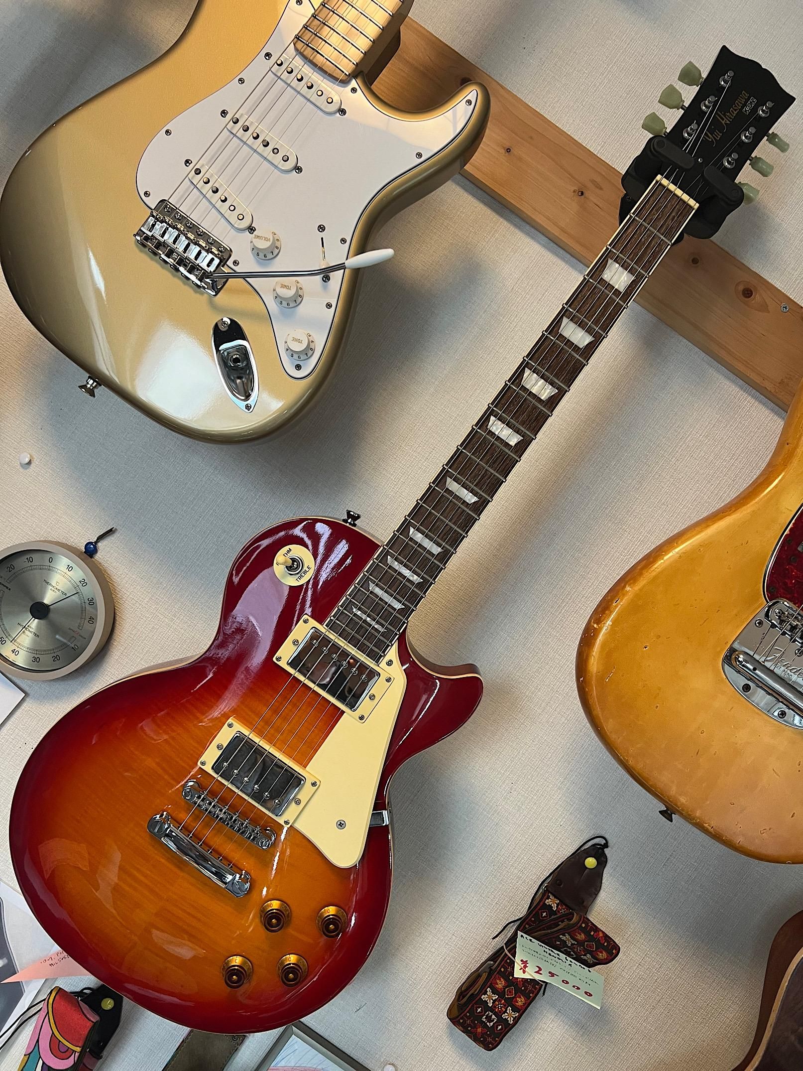 K-ON！ YUI HIRASAWA LESPAUL TYPE 数量限定販売された「けいおん