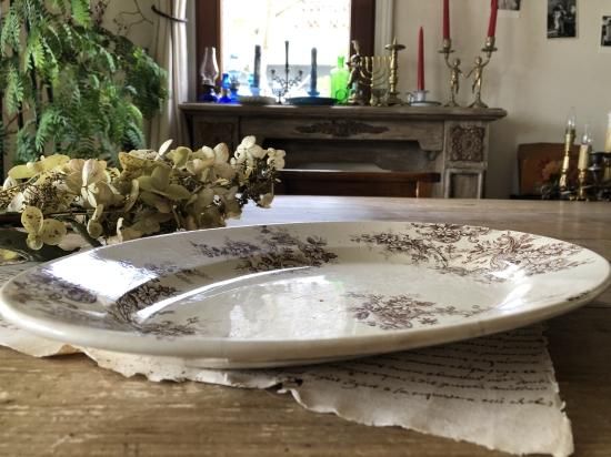 フランス/ショワジー・ル・ロワ（CHOISY LE ROI）POMPADOUR