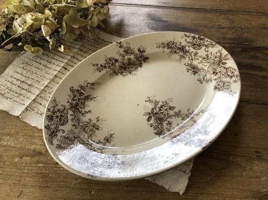 フランス/ショワジー・ル・ロワ（CHOISY LE ROI）POMPADOUR