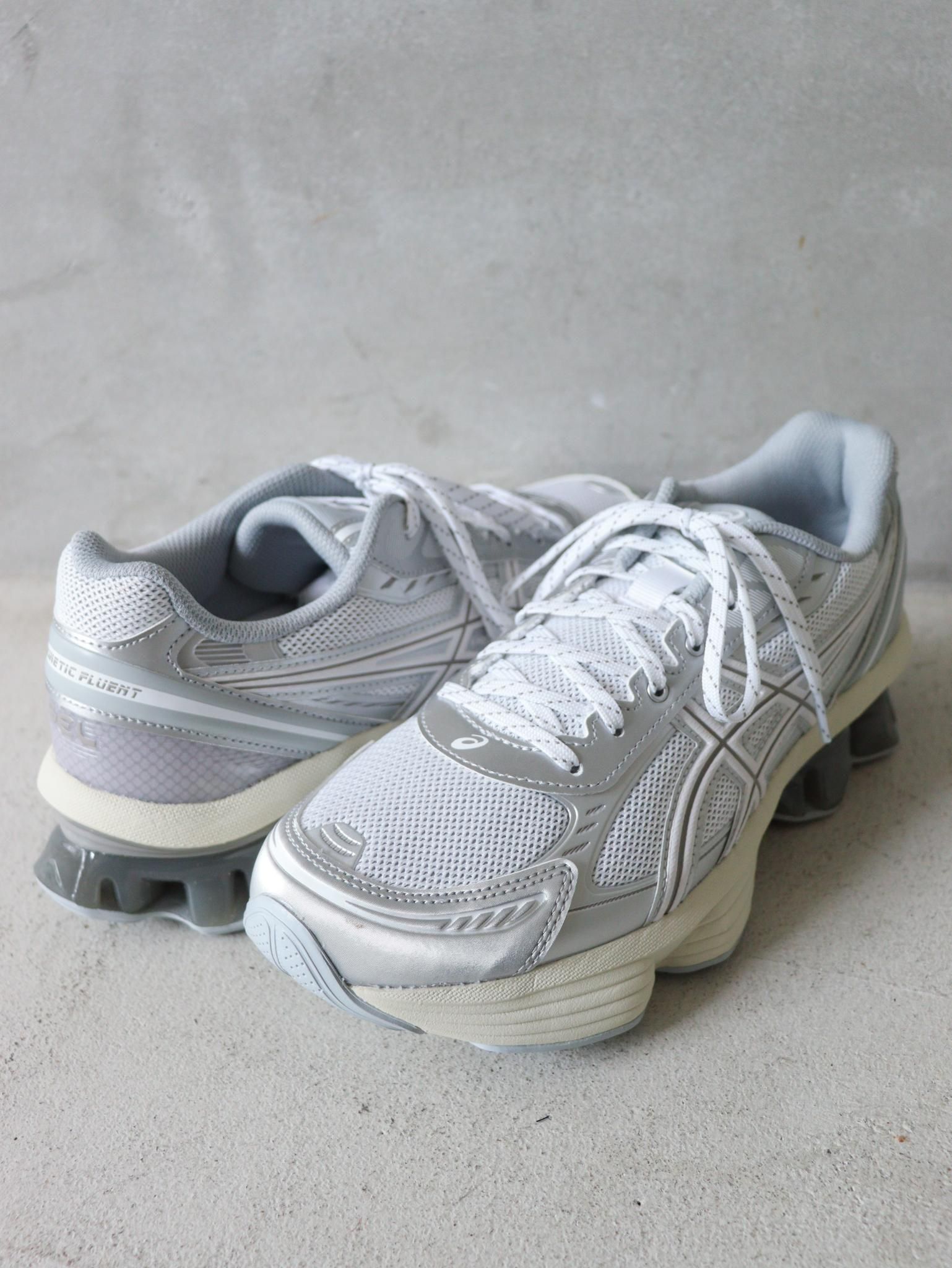 ASICS（アシックス）GEL-KINETIC FLUENT / WHITE × WHITE 公式通販