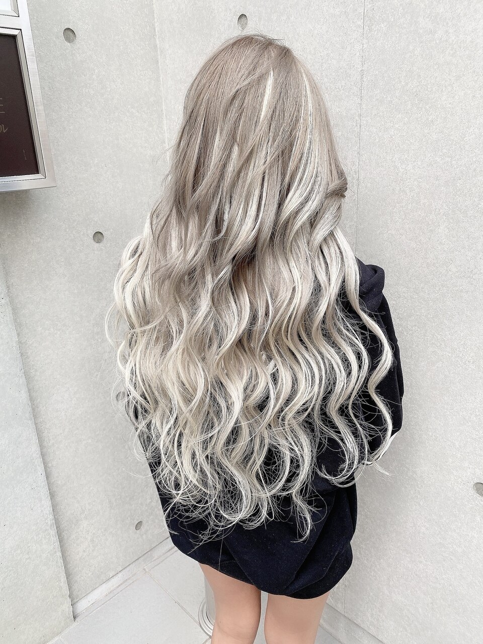 ホワイトアッシュ#シールエクステ#グラデーションカラー#広島