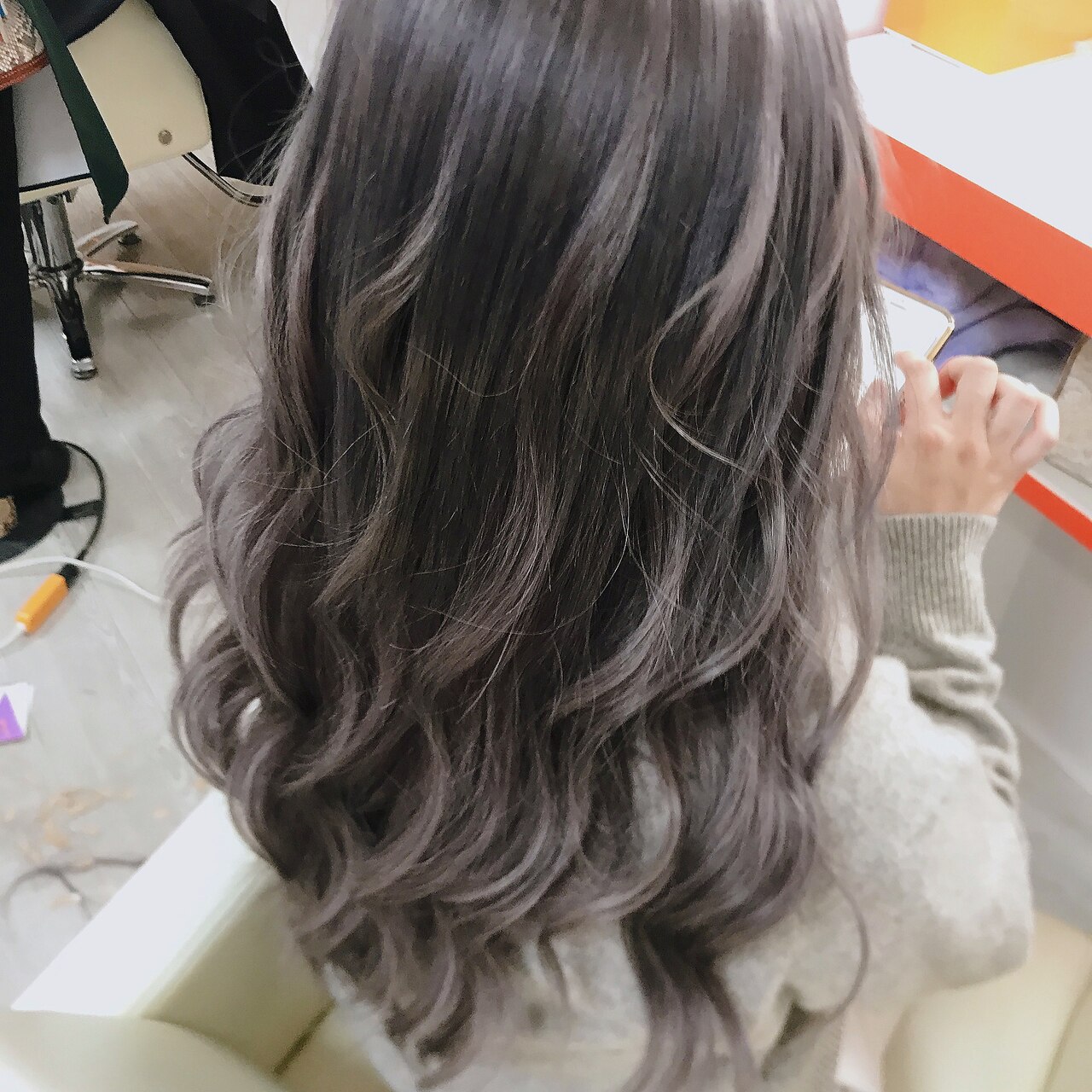 グレーアッシュ×シールエクステ：L147414218｜トリプルエイチフォー