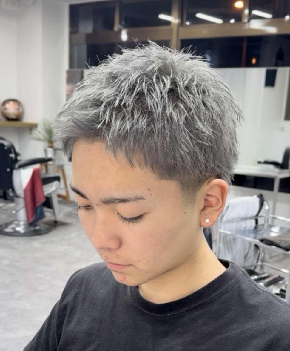 スパイキーショート×アッシュグレーカラー：L262842722｜ワンシザース